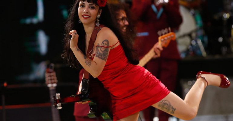 Mon Laferte Sorprendio En Yo Soy Peru Chilevision