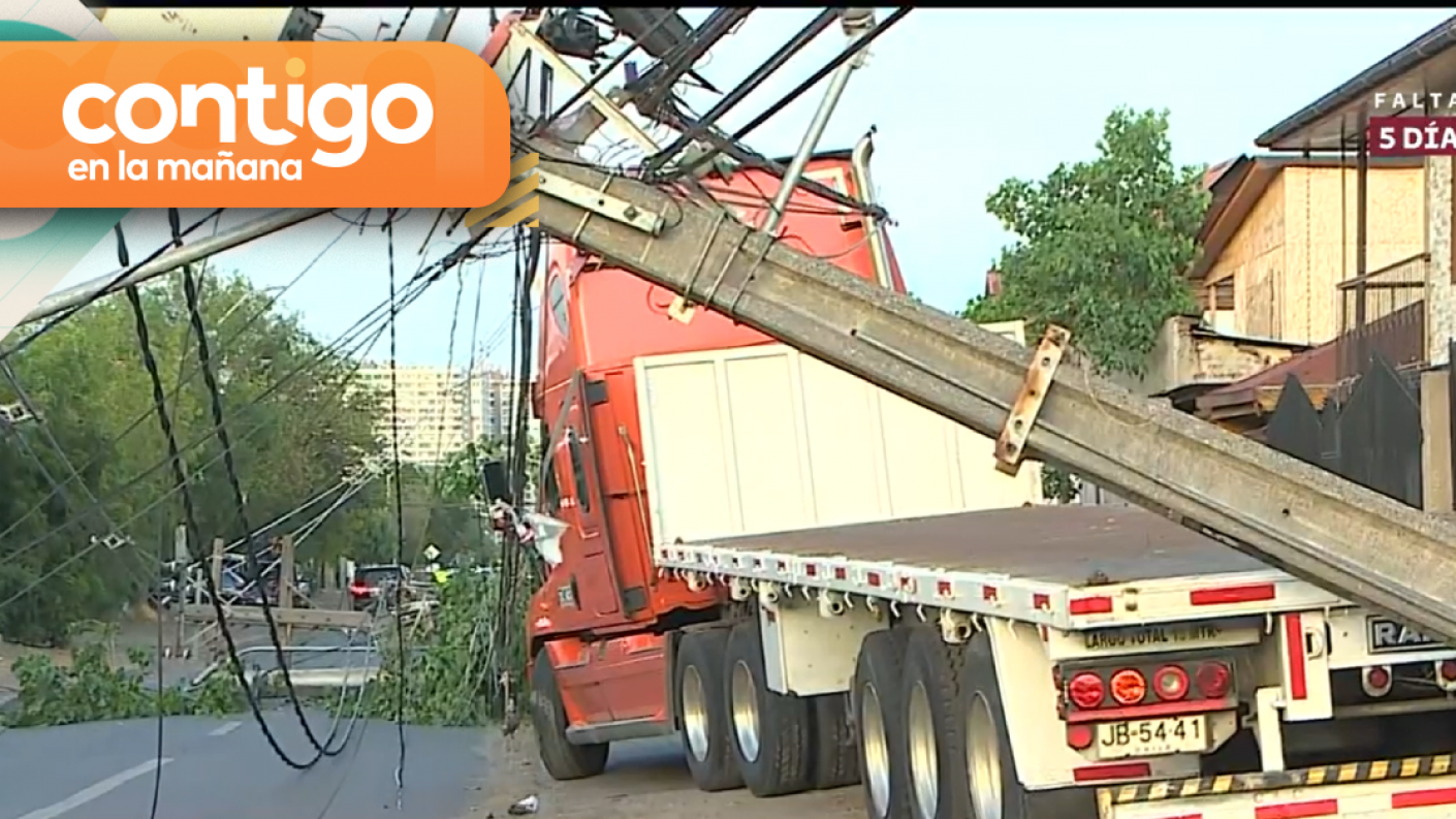 Insólito Accidente Camión Derribó 14 Postes De Luz En San Joaquín